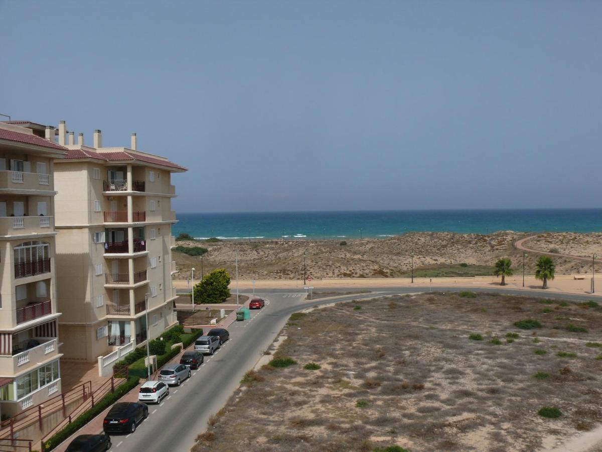 Martas Apartment La Mata  Exteriör bild
