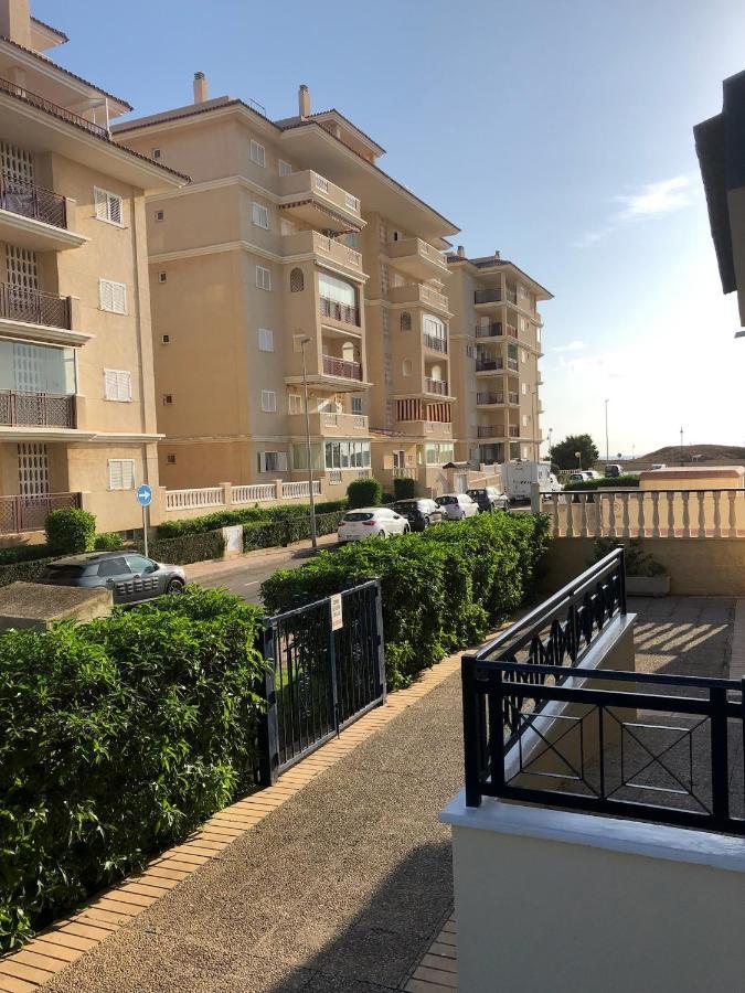 Martas Apartment La Mata  Exteriör bild