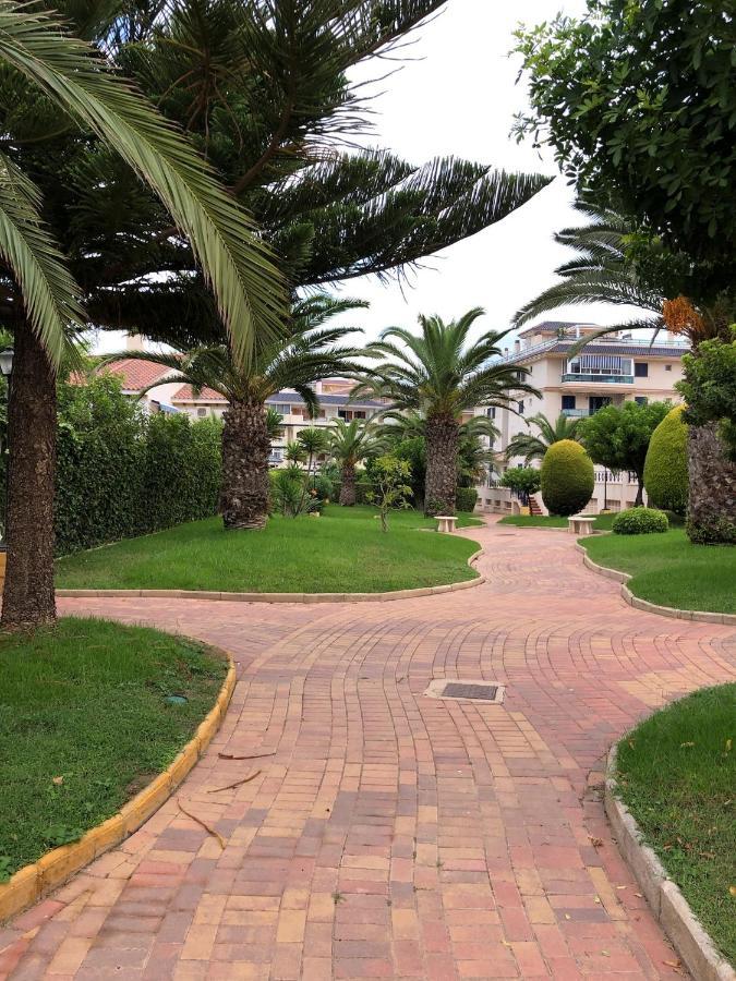 Martas Apartment La Mata  Exteriör bild